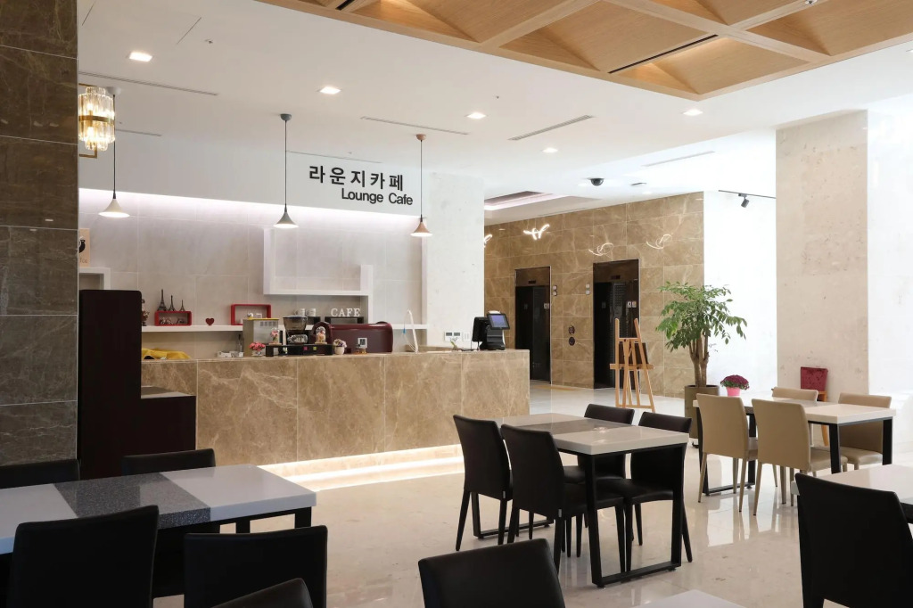 Muan Hotel The K