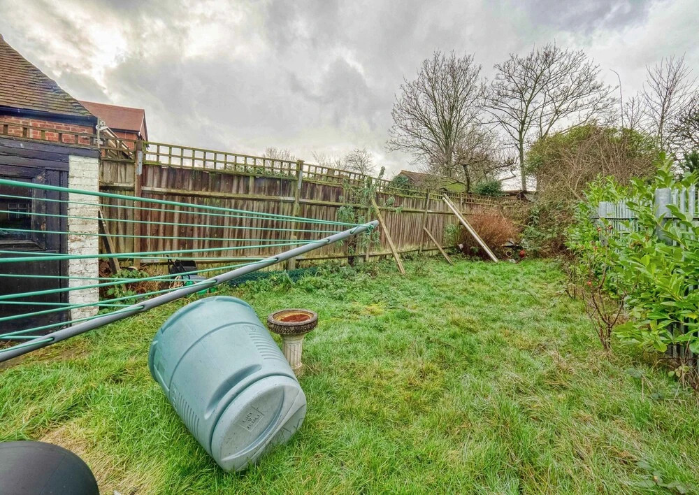 2 Bedroom Apt in Residential Locality