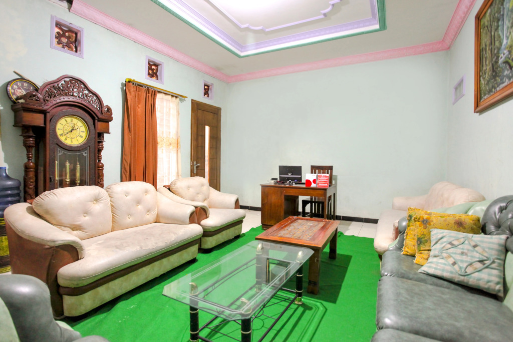 OYO 1689 Sumber Urip Family Homestay Syariah
