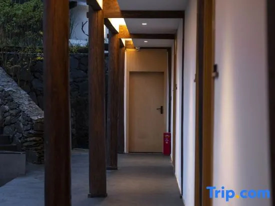 SanShanLi.Rustic Luxury Hotel