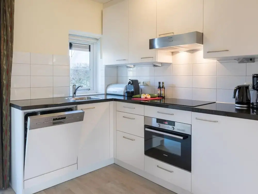 Stylish Semi-detached Villa With Garden, Near the Beach