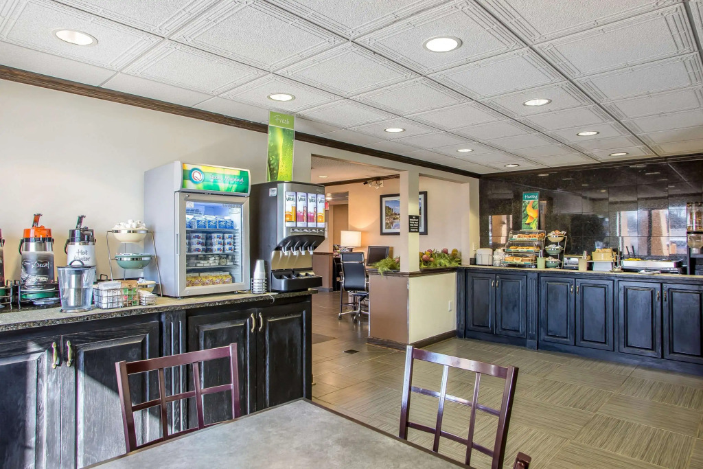 Quality Inn Elgin I-90