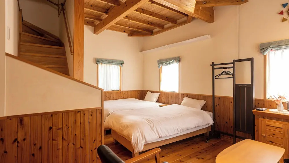 Nakijin Lodge ぺんさじょうやー