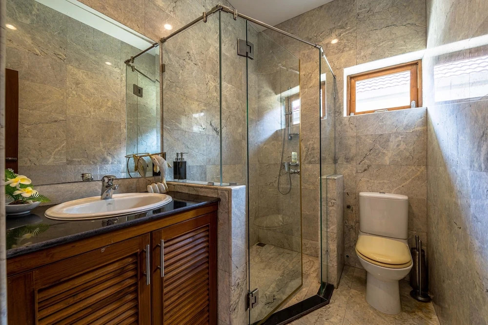 Cozy 3 Bedroom Pool Villa Close to Town - CV3L