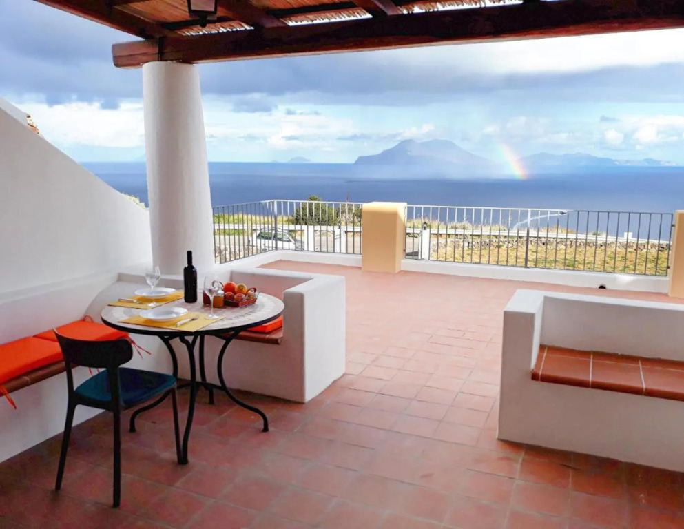 Residence Gregory Filicudi