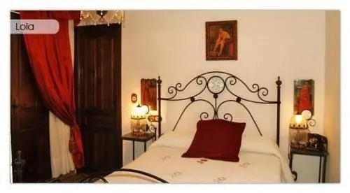 Hotel Lola