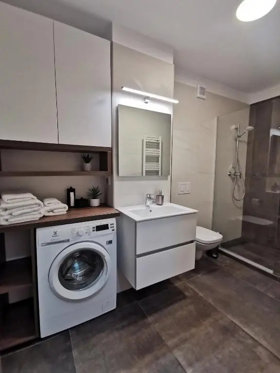 11th Floor Luxury Residence