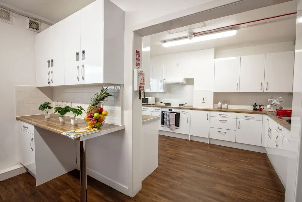 Belmont Apartments and Rooms
