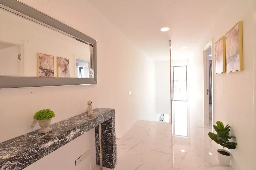 Villa with Shared Pool in Central Pattaya - Palmc16