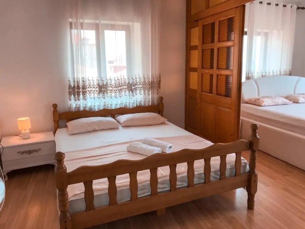 Guest house Naser