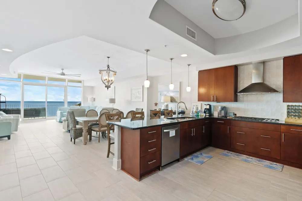 Turquoise Place 1108 D