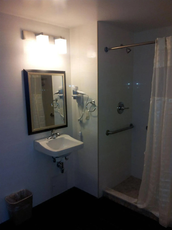 Hotel Bliss - Brooklyn
