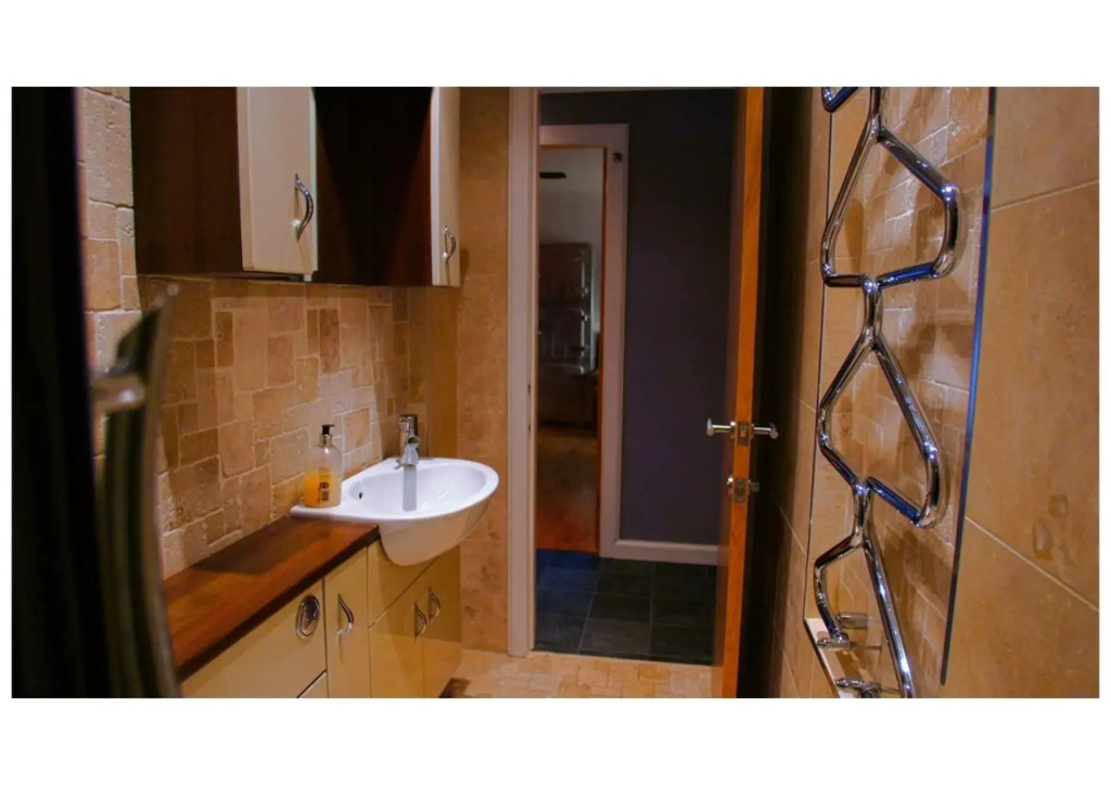 Lovely 1-bedroom flat near city centre