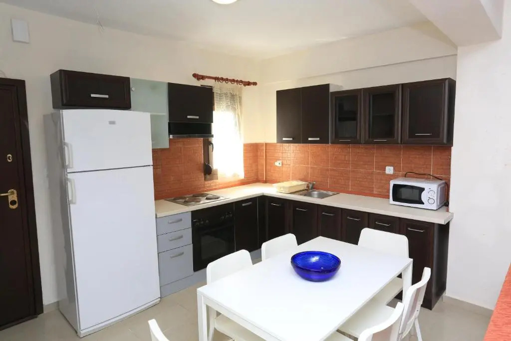 Villa Argo 2 - Beachfront, Big gardens, Location!