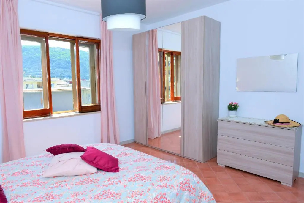 Estate4home - Sofia Flora