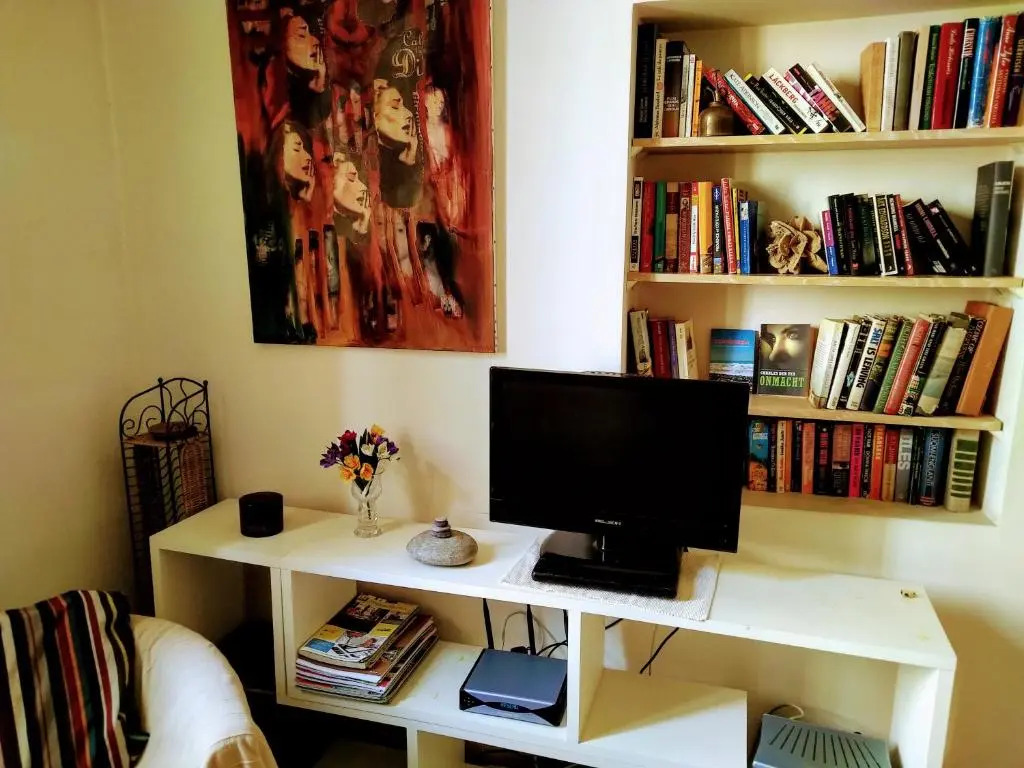 Studio 6 - a Quiet And Spacious Studio Flat in the Old Town