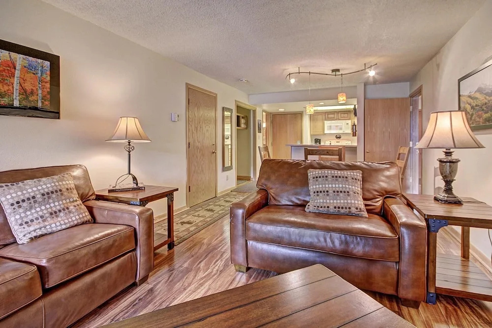 Beautiful Condo, Ski Out Your Back Door - FP202 by RedAwning