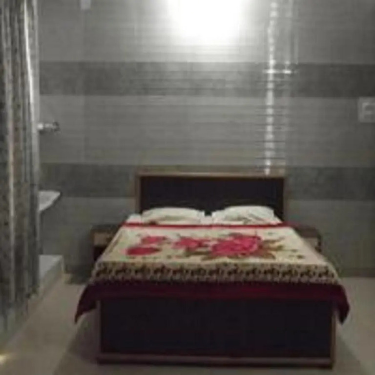 Purohit Lodge B&B by StayApart