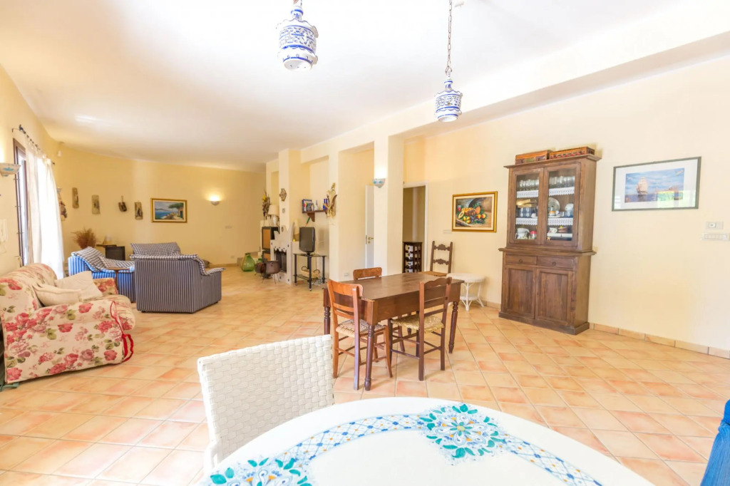Villa Arenella con Piscina by Wonderful Italy