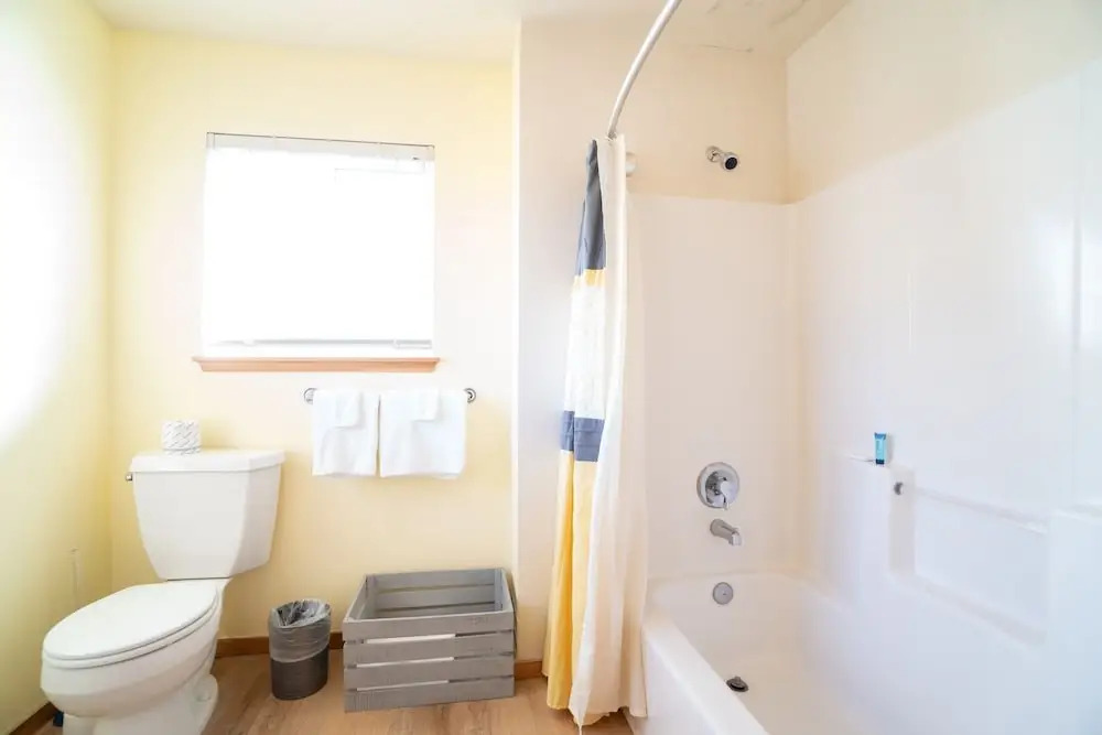 Tolovana 3 2 Br condo by RedAwning
