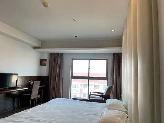 Hamoe Hotel (Shanghai Jinshan Zhujing Wan'an Street)
