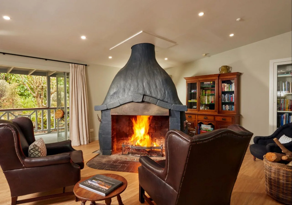 Awaroa Lodge