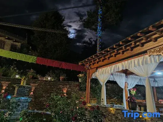 stockade  view  guesthouse