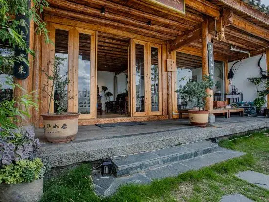 Dali Shangxia Songfeng Seaview Homestay
