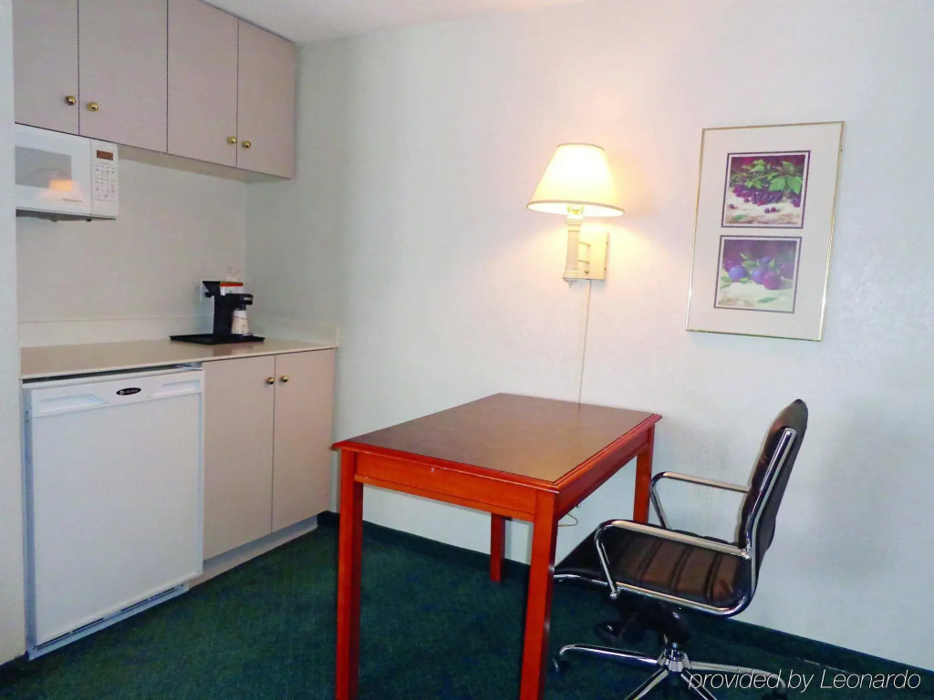 Motel 6 Phoenix, AZ Midtown
