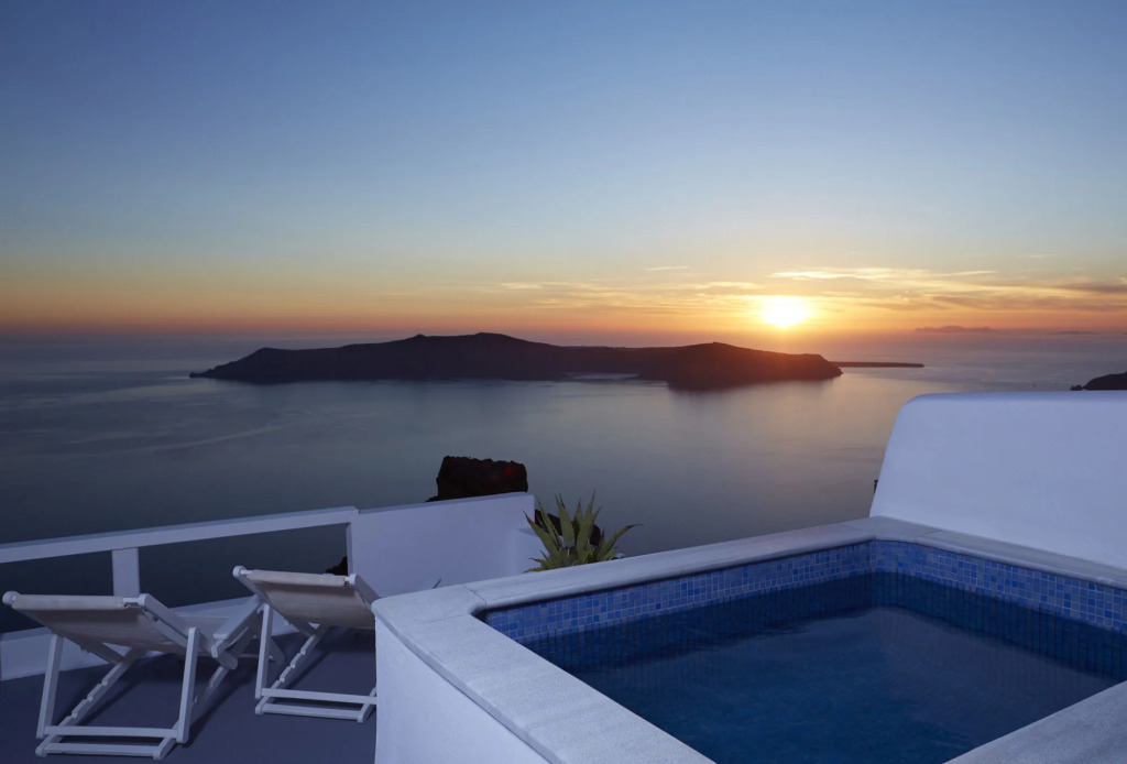 Whitedeck Santorini
