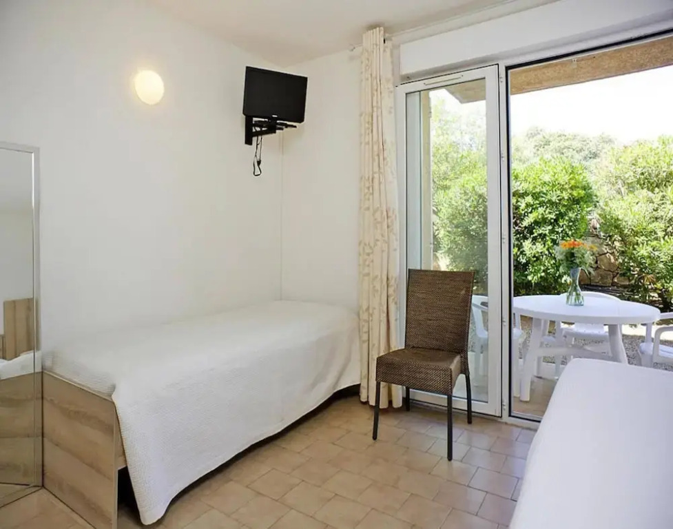 Apartment in Ile Rousse Near Bodri Beach