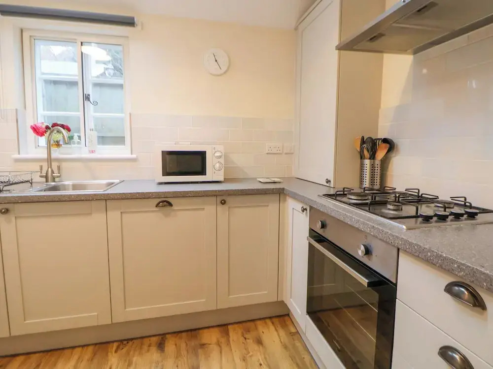 Medlar Cottage