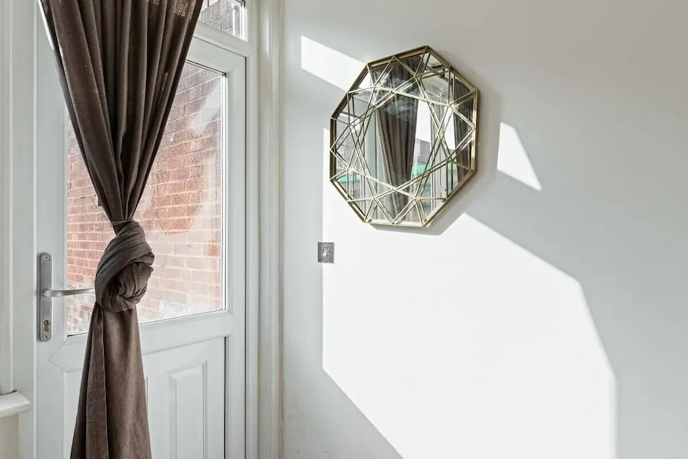 Beautiful Studio W/patio Near London Bridge