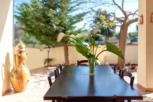 Isernia Pool Chalet