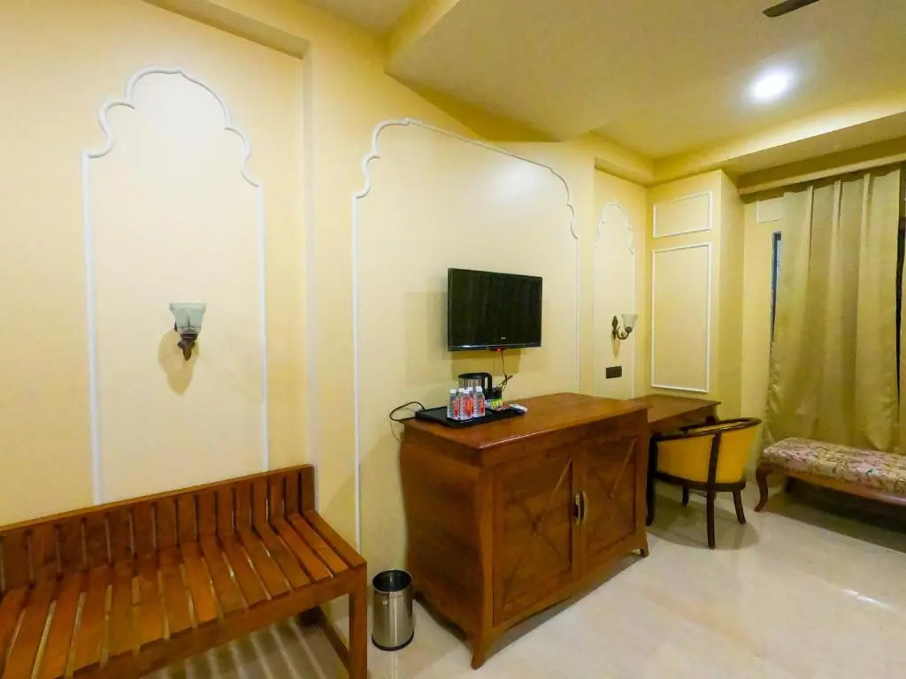 The Taj Vista Agra -walking distance to Taj Mahal