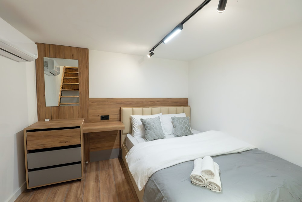 Boutique 4BR House - Tbilisi Old Town