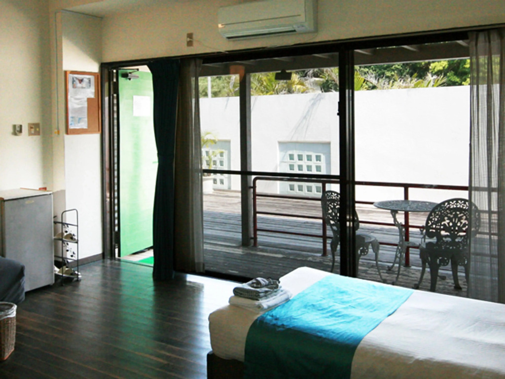 Hotel & Restaurant On the Beach Lue