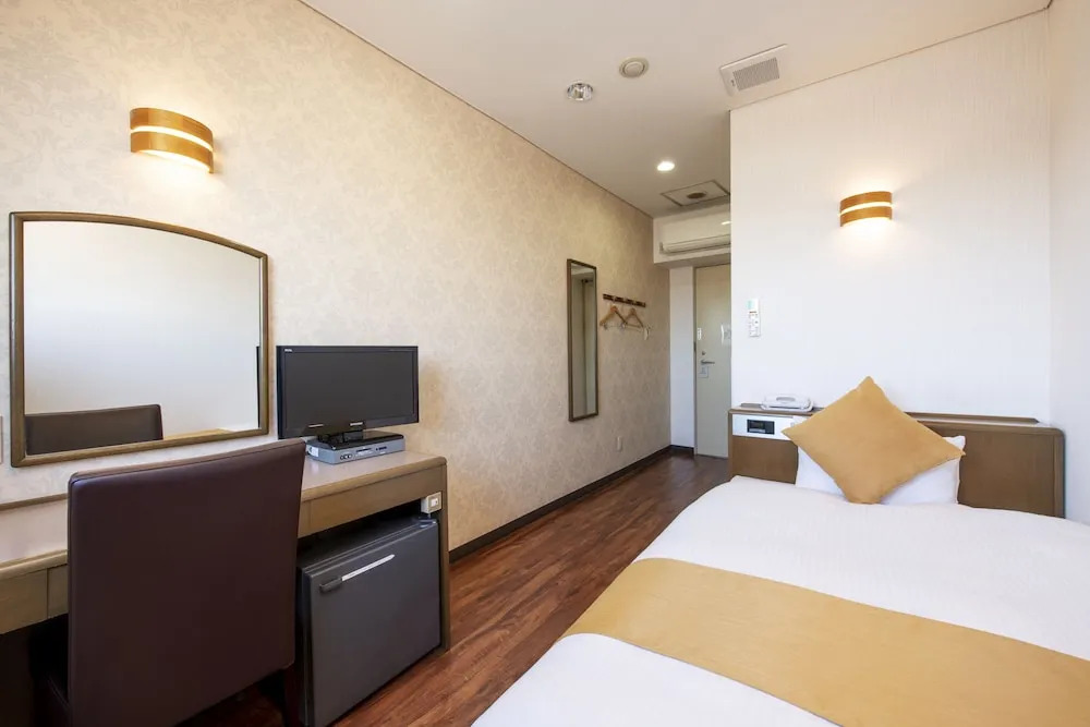 Central Hotel Takahagi