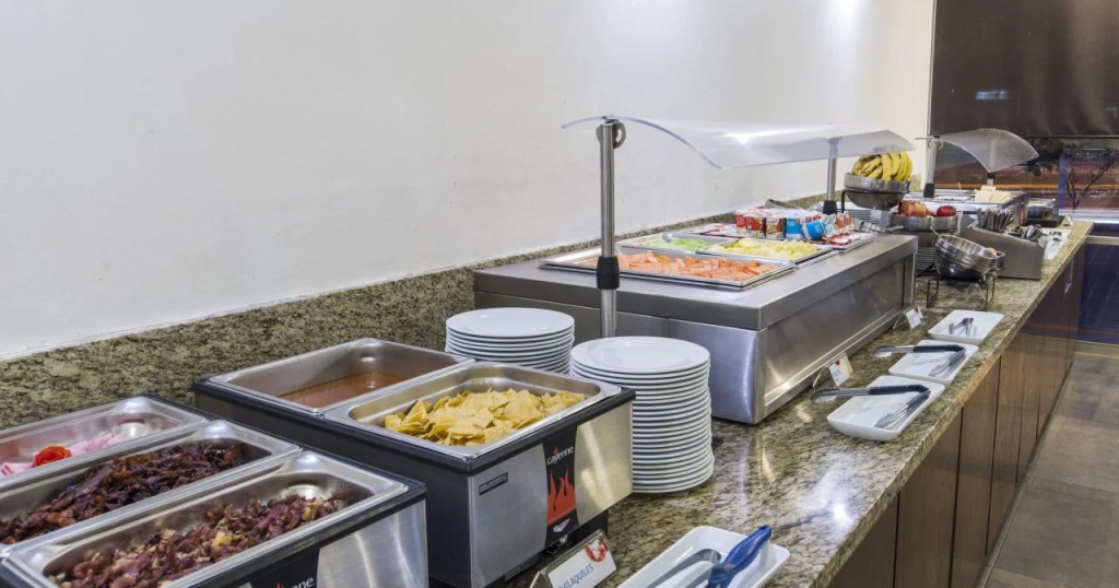 Holiday Inn Guadalajara Patria-Universidad by IHG