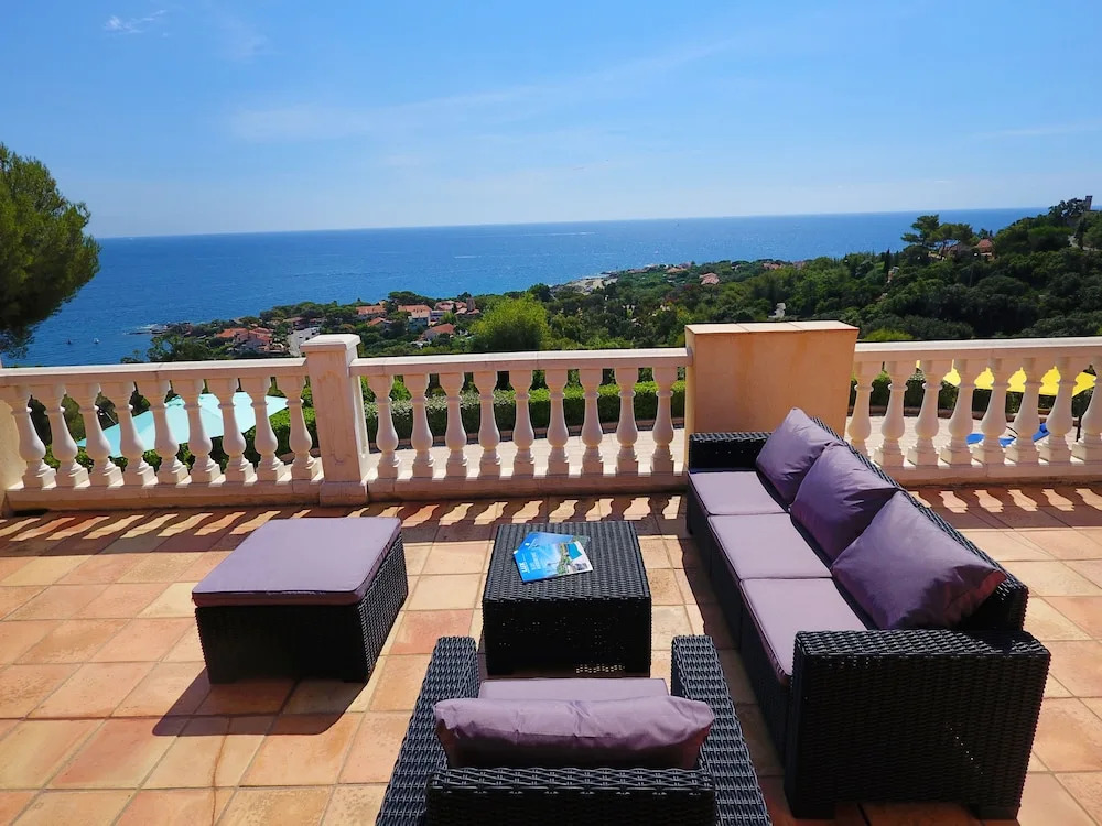 Blue Bay View