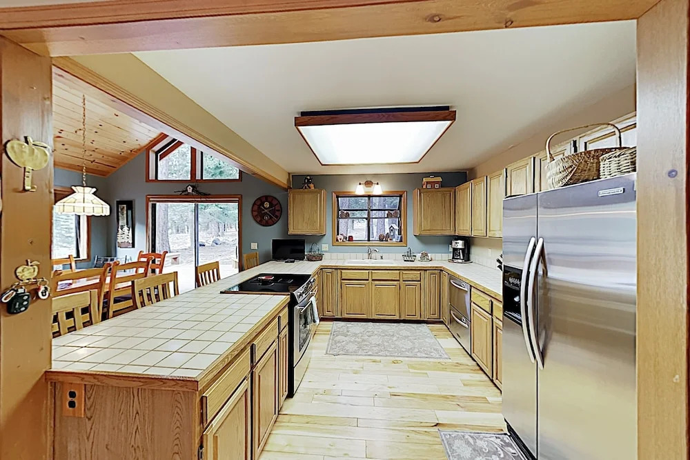 New Listing! Tahoe Donner Ski & Beach 3 Bedroom Home