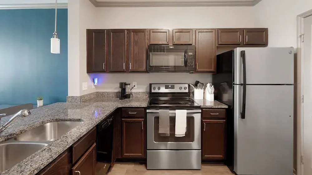 Landing Apartments - The Flats at Walden Grove