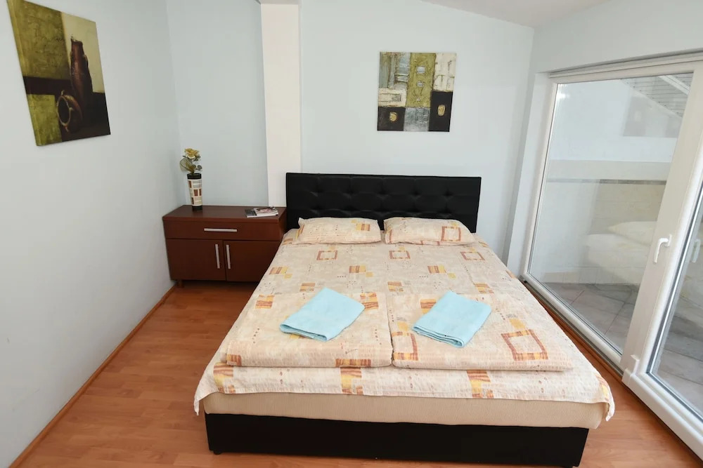 Darni Central Apartments