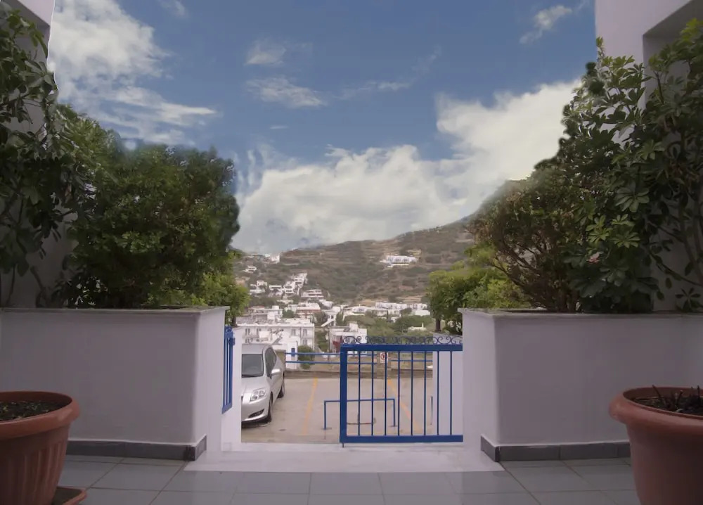 Erato Apartments