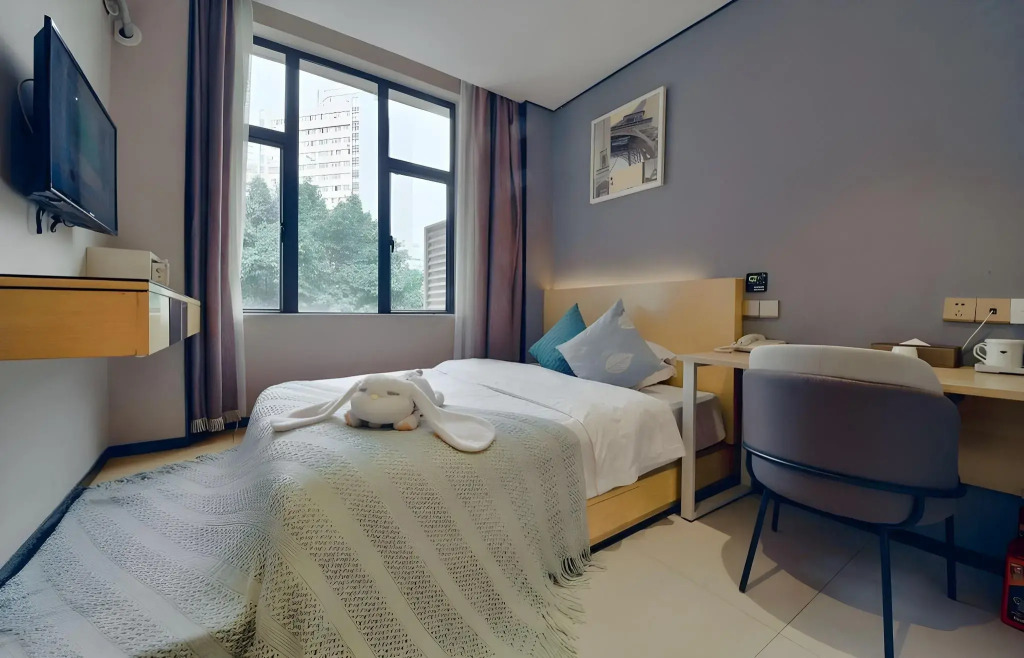 Shangyuan Hotel Chain (Guangzhou Thirteen Factories Yide Road Metro Station)