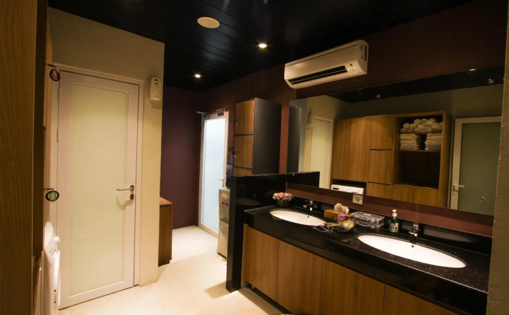 Kuretakeso Kemang Hotel