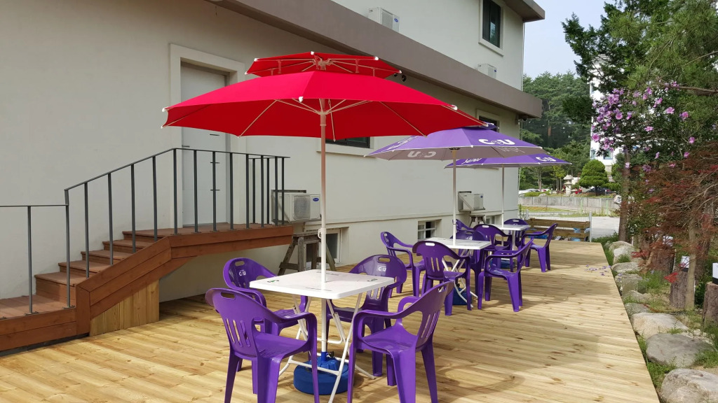 Gyeongpodae The Hotel Business