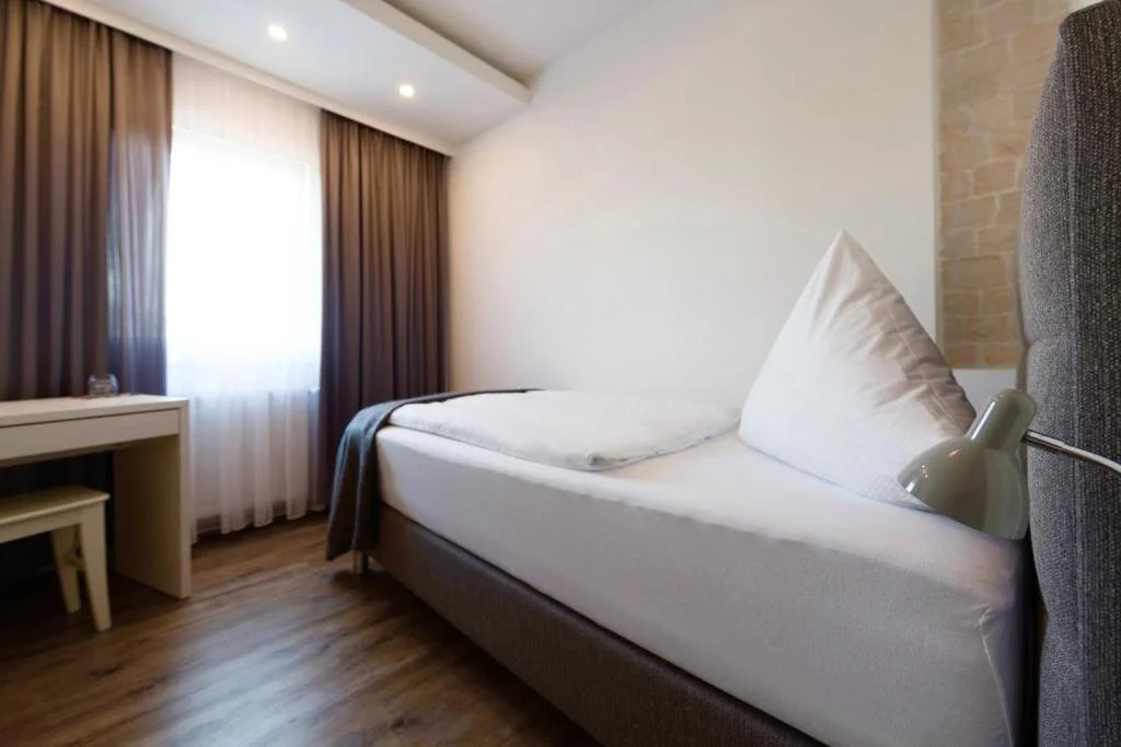 Tor Hotel