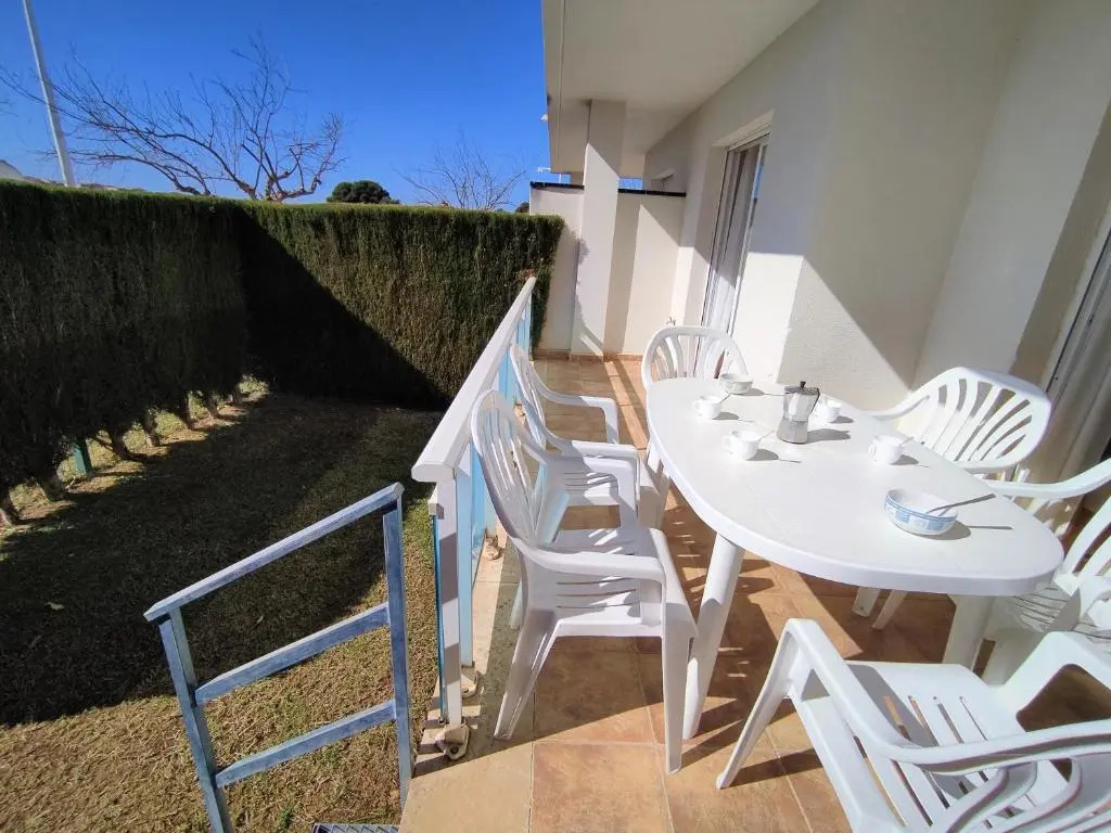 BAJO CON JARDIN Apartamentos Canaret ALBERT VILLAS
