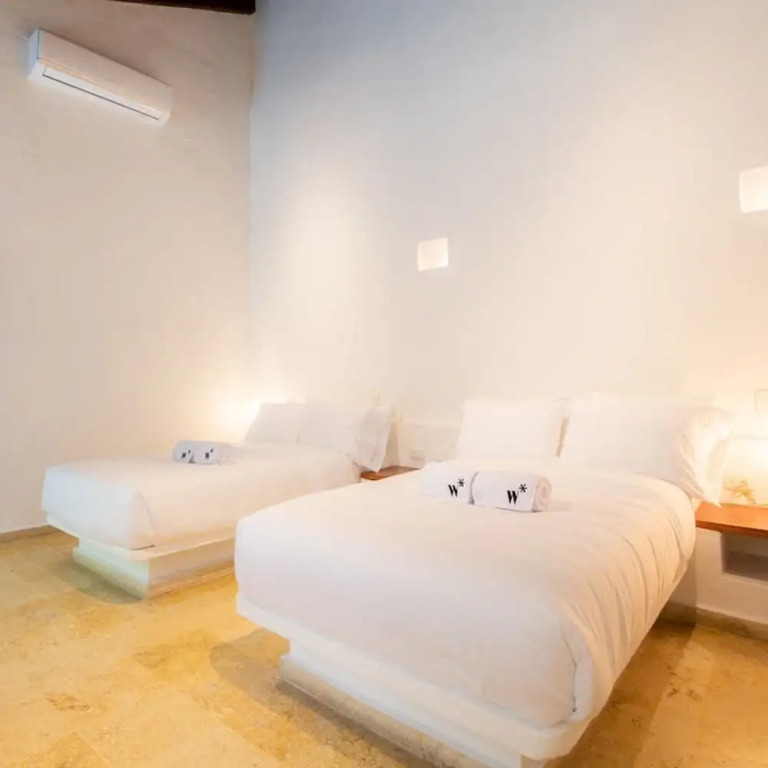w Vibrant House 5BR w Pool n AC in Cartagena